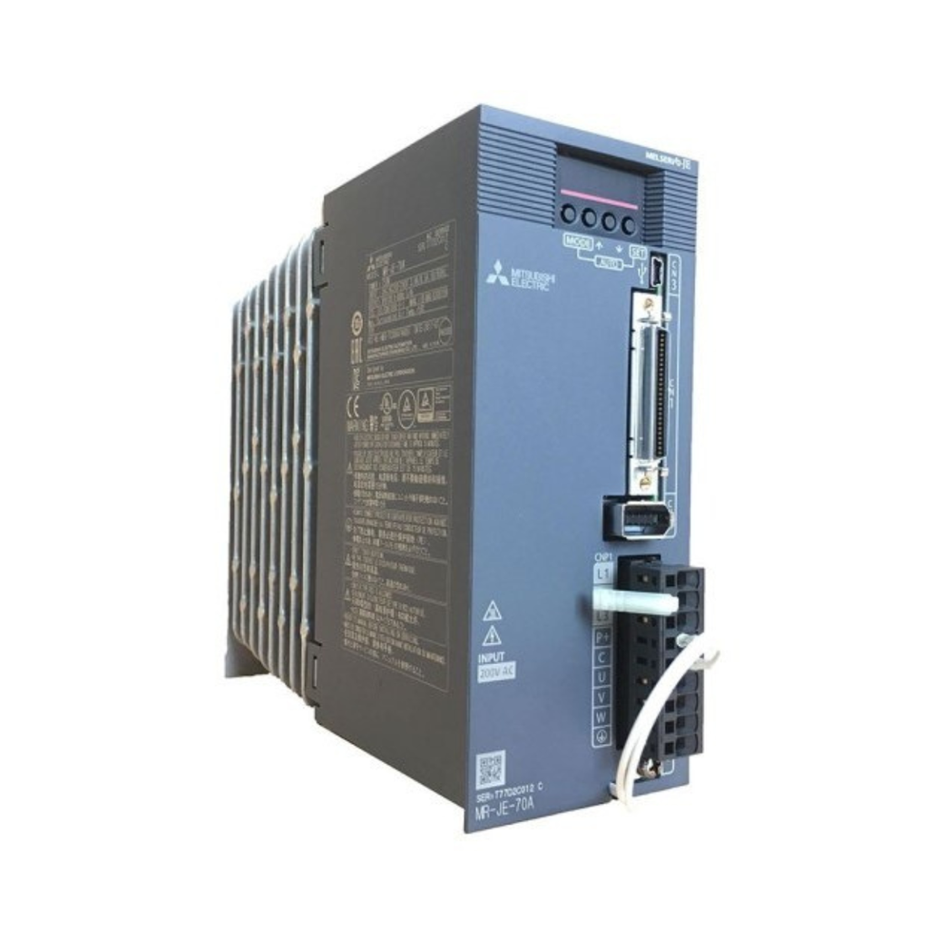 SERVODRIVE JE 750W, 200-240VAC, P/750W PLS/ANAG MITSUBISHI