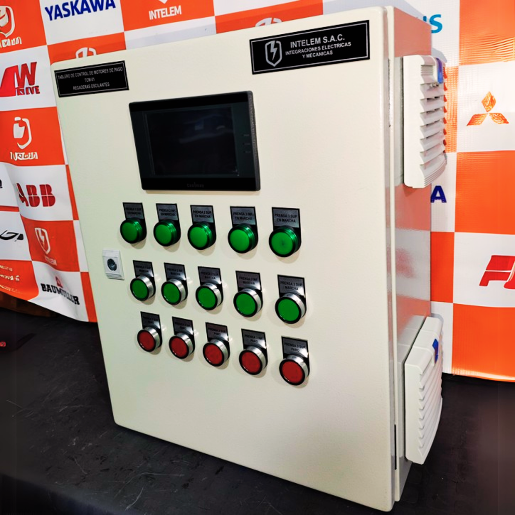 36695 TABLERO DE CONTROL DE PARA 5 MOTORES DE PASO 6A +HMI +PLC, 220VAC MONOFASICO --INTELEM